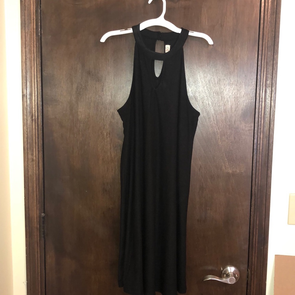 Black Keyhole Shift Tank Dress
